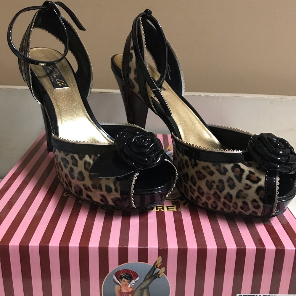 Pin up heels